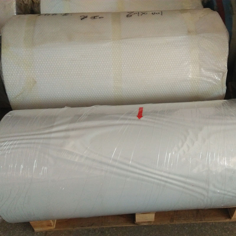 PET薄膜機(jī)械性能優(yōu)良，剛性、硬度及韌性高